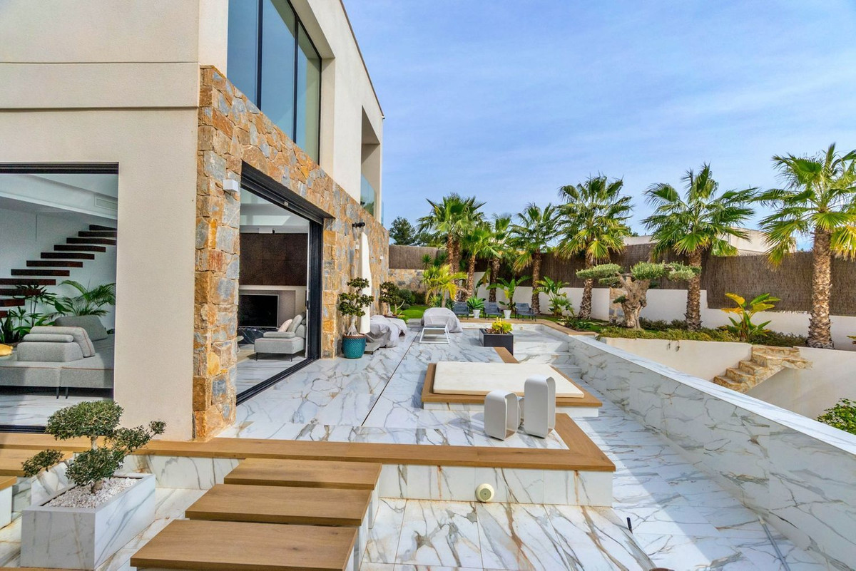 4 Bed Townhouse for sale in Las Colinas Golf Costa Blanca, Alicante, Spain