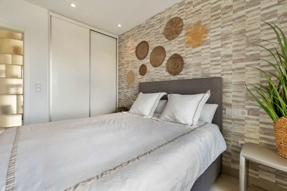 Se vende Apartamento Planta Media de 2 dormitorios en Costa Blanca, Alicante, España