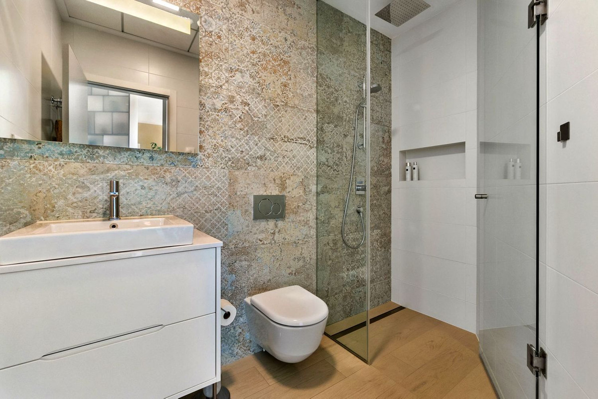 Se vende Apartamento Planta Media de 2 dormitorios en Costa Blanca, Alicante, España