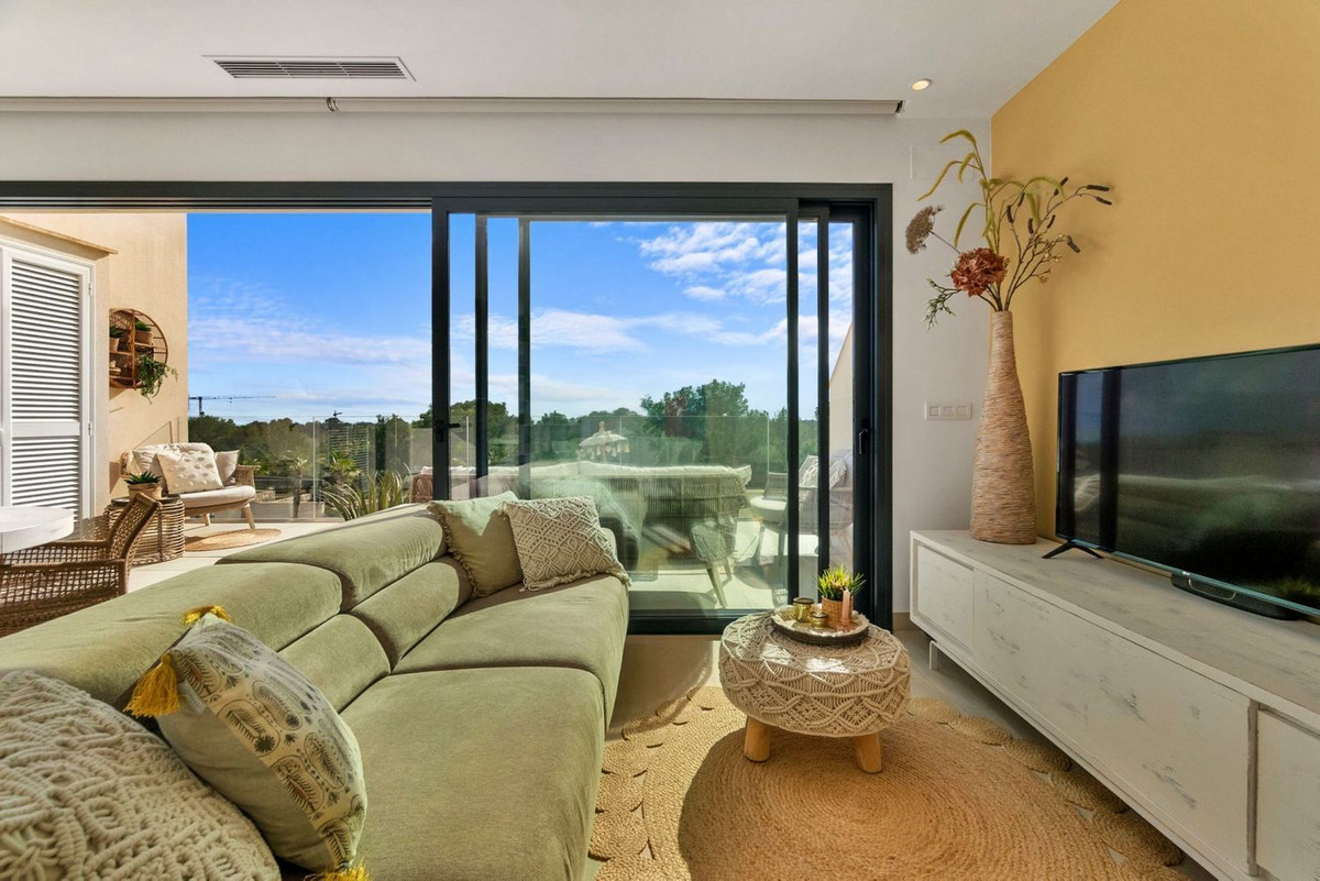 Se vende Apartamento Planta Media de 2 dormitorios en Costa Blanca, Alicante, España