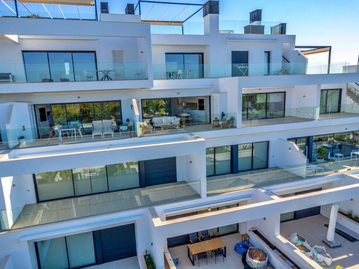 Se vende Apartamento Planta Media de 2 dormitorios en Costa Blanca, Alicante, España