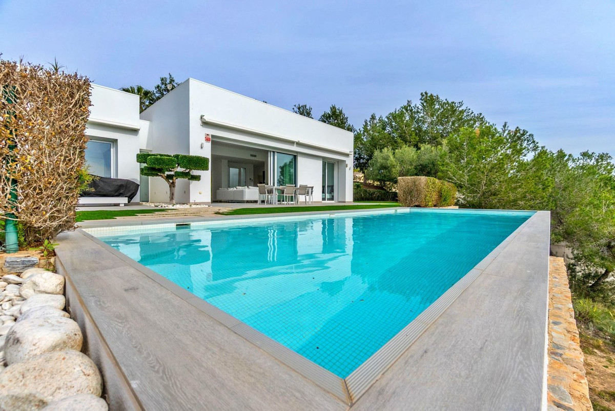 3 Bed Townhouse for sale in Las Colinas Golf Costa Blanca, Alicante, Spain