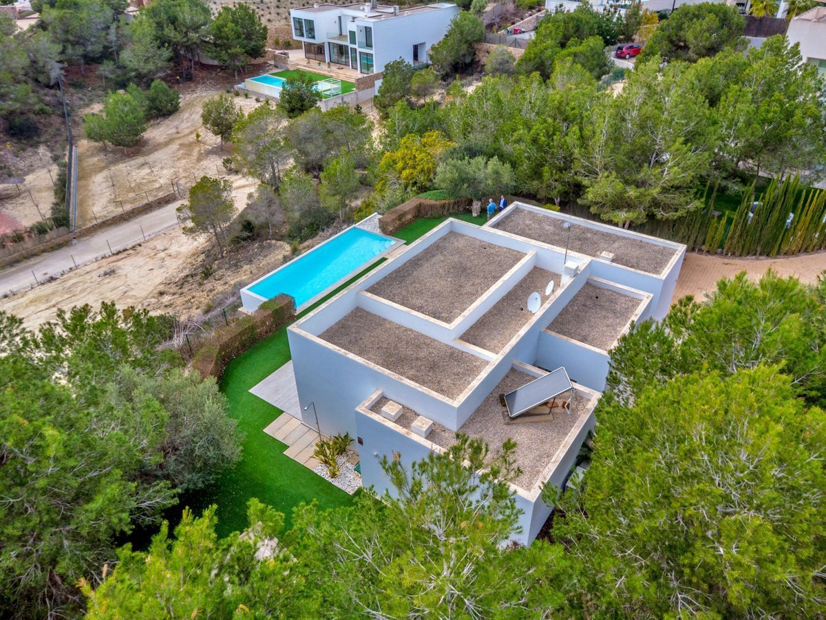 3 Bed Townhouse for sale in Las Colinas Golf Costa Blanca, Alicante, Spain
