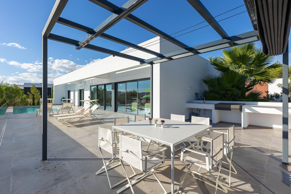 4 Bed Townhouse for sale in Las Colinas Golf Costa Blanca, Alicante, Spain