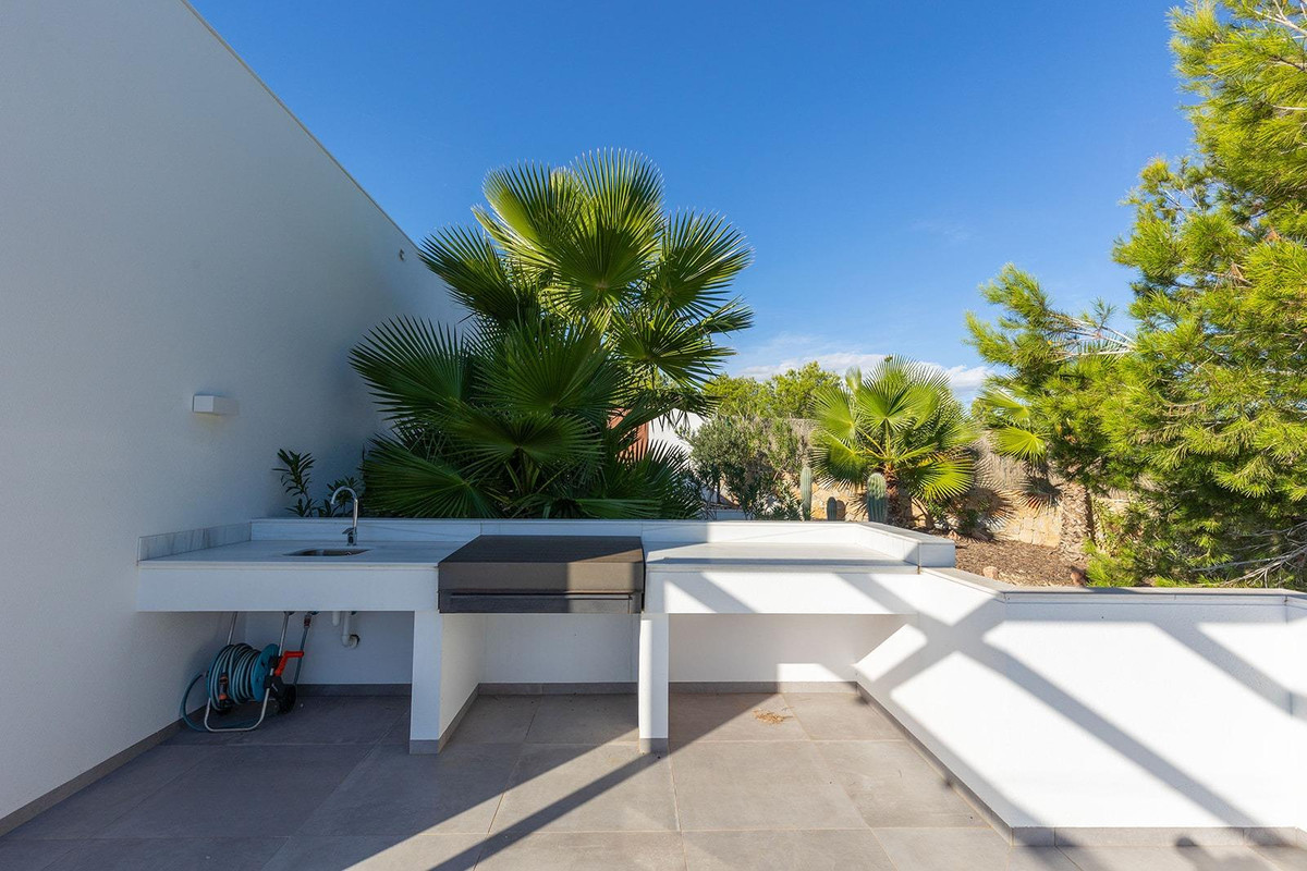 4 Bed Townhouse for sale in Las Colinas Golf Costa Blanca, Alicante, Spain