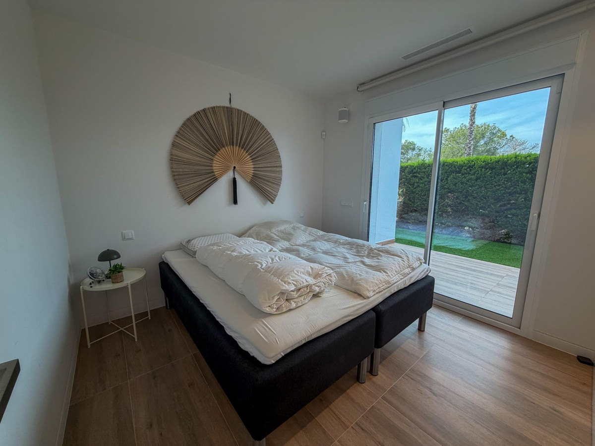 Se vende Apartamento Planta Baja de 3 dormitorios en Costa Blanca, Alicante, España