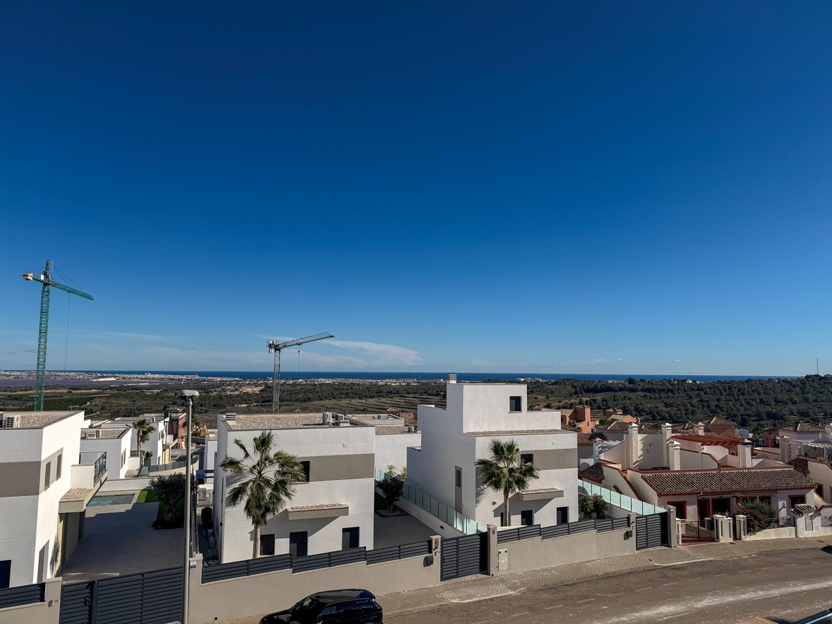 Se vende Villa - Chalet de 4 dormitorios en Costa Blanca, Alicante, España