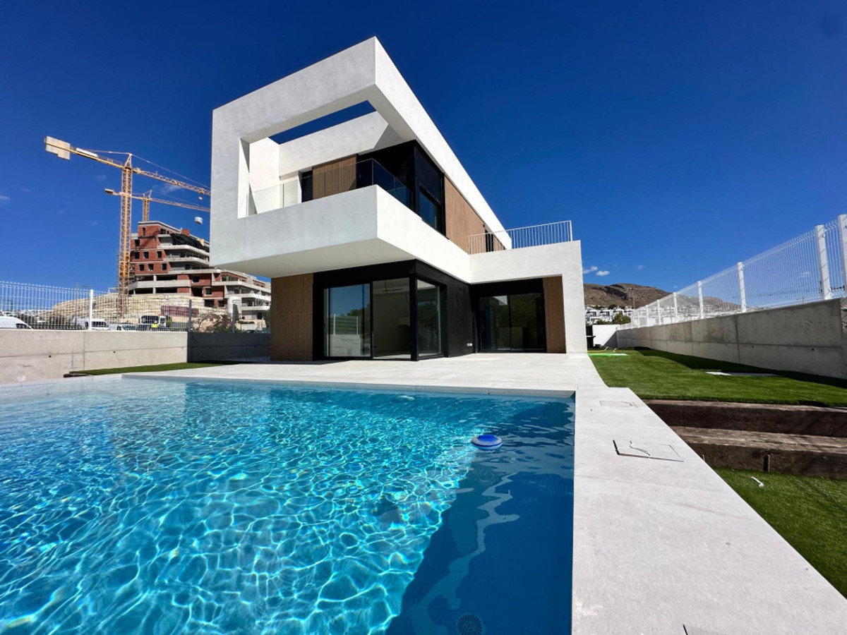 3 Bed Townhouse for sale in Alicante Costa Blanca, Alicante, Spain