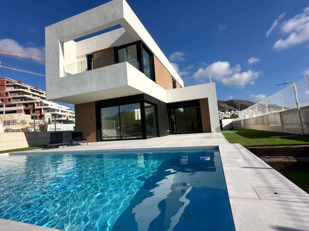 3 Bed Townhouse for sale in Alicante Costa Blanca, Alicante, Spain