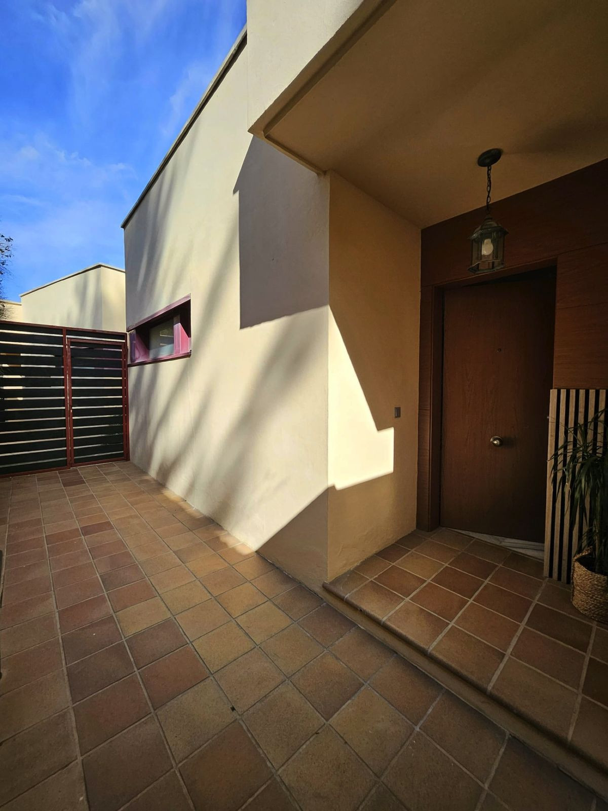 Se vende Villa - Chalet de 3 dormitorios en Costa Del Sol, Málaga, España