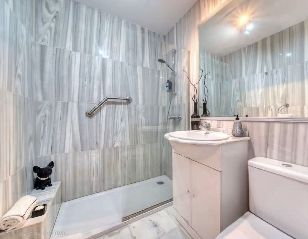 Se vende Villa - Chalet de 3 dormitorios en Costa Del Sol, Málaga, España