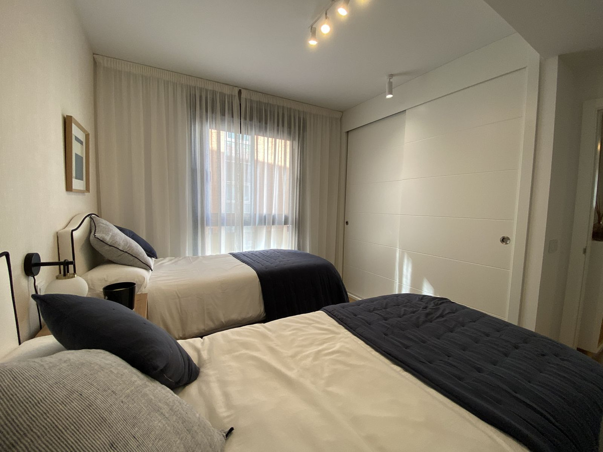 2 Bed Apartment for sale in Estepona Costa Del Sol, Málaga, Spain