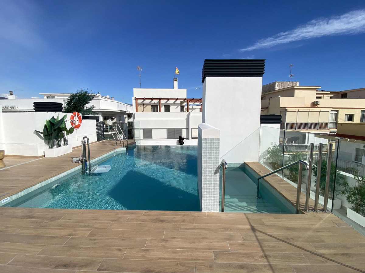 2 Bed Apartment for sale in Estepona Costa Del Sol, Málaga, Spain