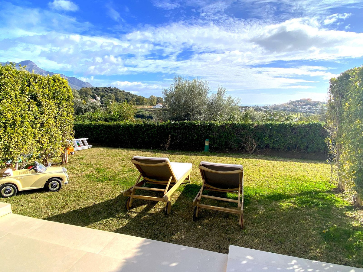 4 Bed Townhouse for sale in La Quinta Costa Del Sol, Málaga, Spain