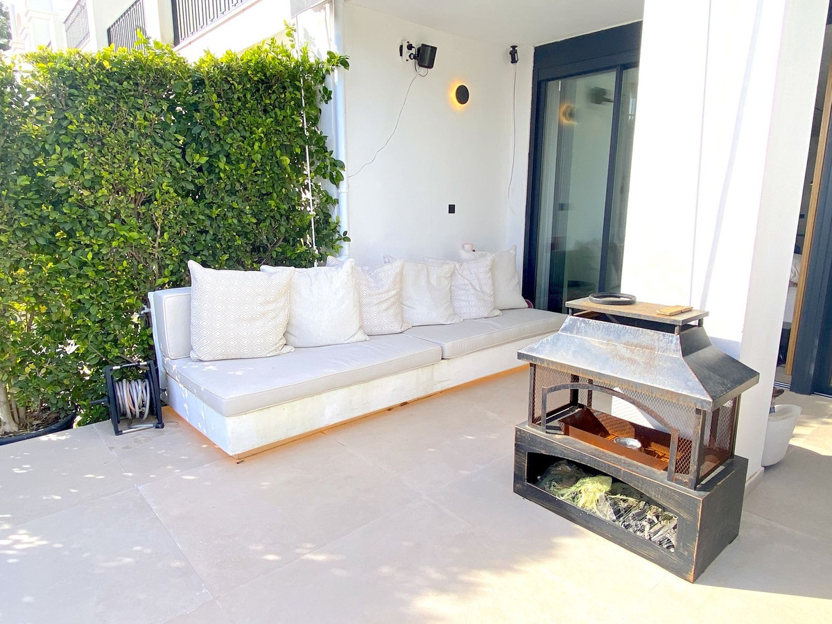 4 Bed Townhouse for sale in La Quinta Costa Del Sol, Málaga, Spain