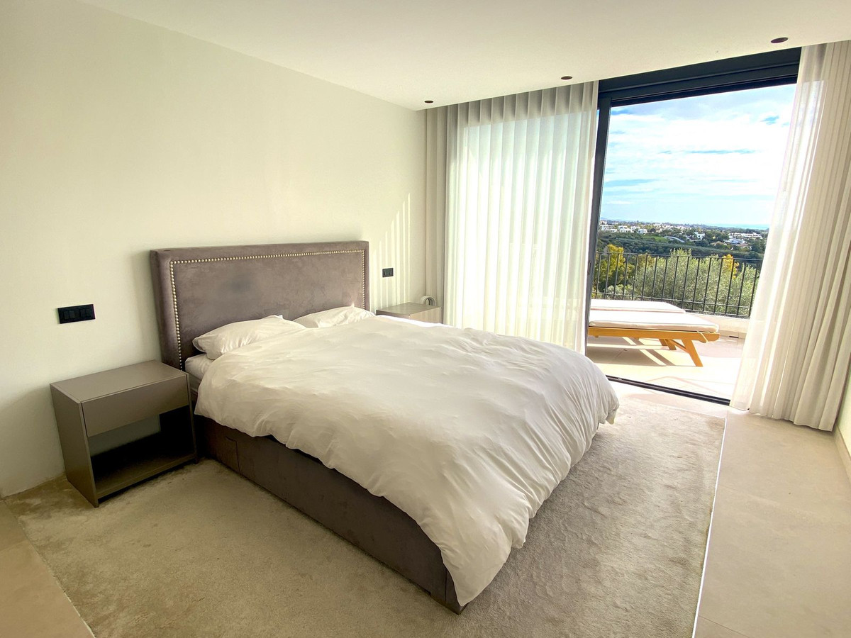 4 Bed Townhouse for sale in La Quinta Costa Del Sol, Málaga, Spain