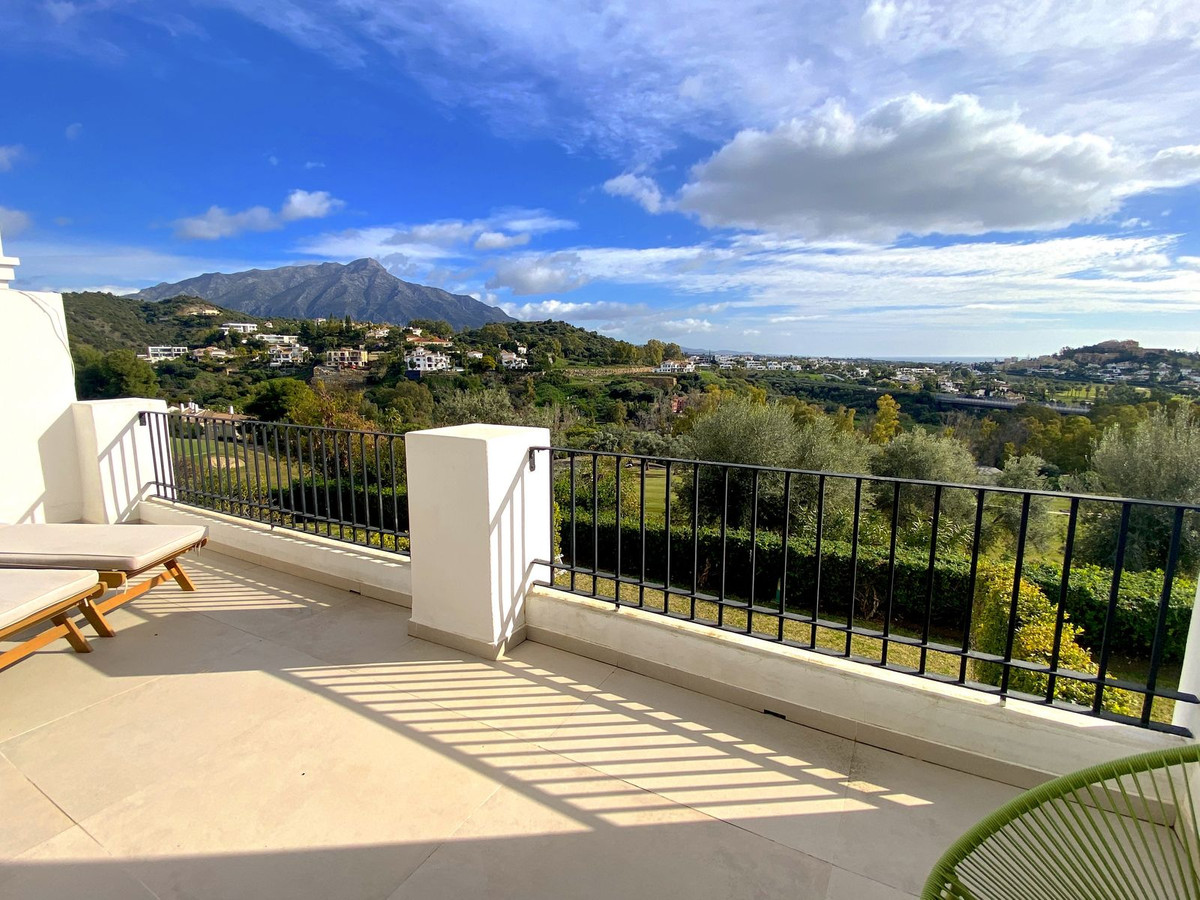 4 Bed Townhouse for sale in La Quinta Costa Del Sol, Málaga, Spain