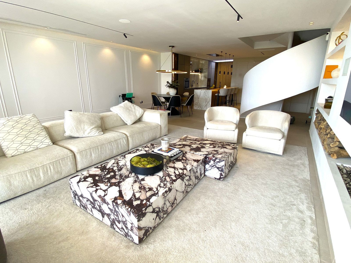 4 Bed Townhouse for sale in La Quinta Costa Del Sol, Málaga, Spain