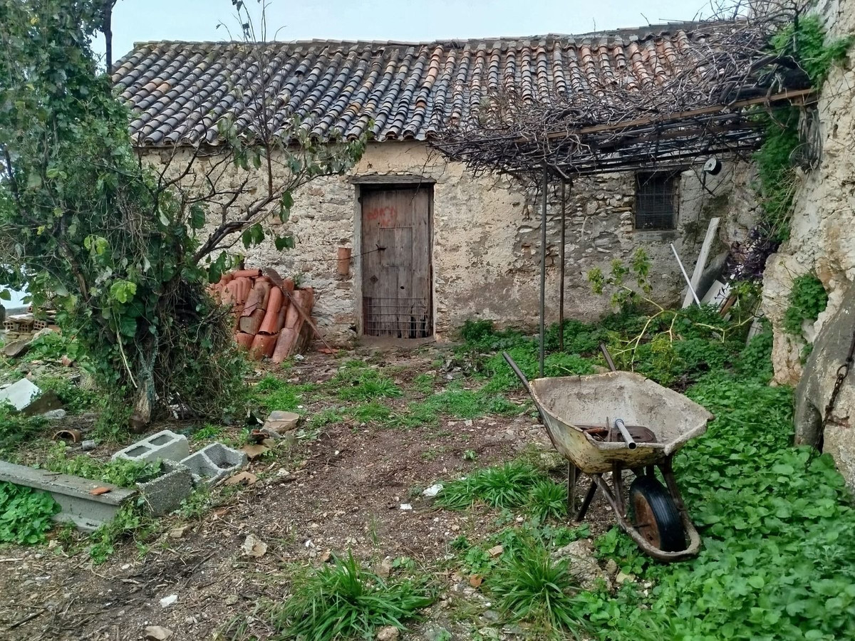 Se vende Villa - Chalet de 4 dormitorios en Costa Del Sol, Málaga, España