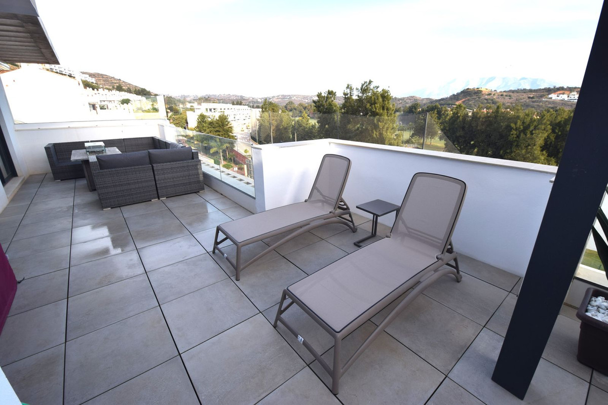 Se vende Apartamento Planta Media de 3 dormitorios en Costa Del Sol, Málaga, España