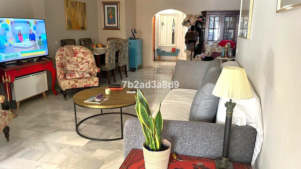 Se vende Apartamento Planta Media de 3 dormitorios en Costa Del Sol, Málaga, España