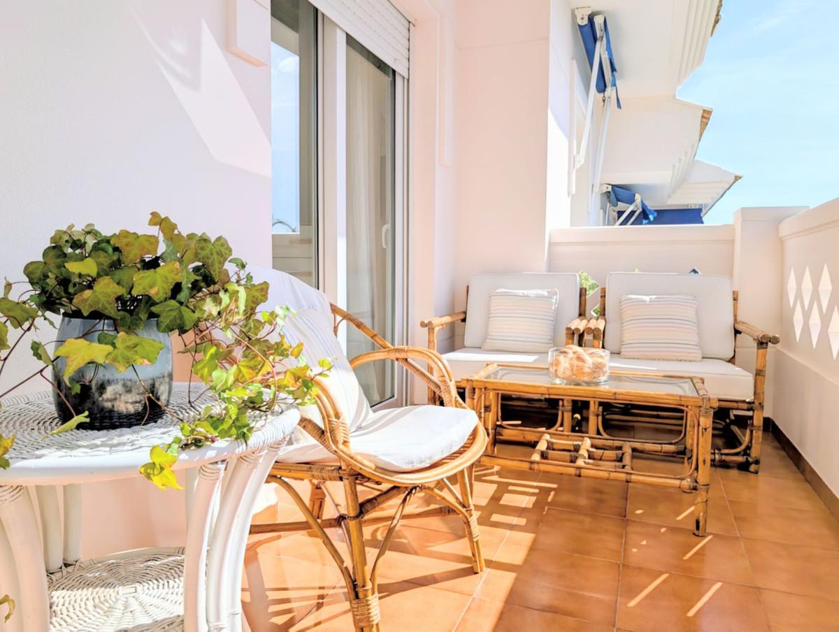 4 Bed Apartment for sale in San Pedro De Alcántara Costa Del Sol, Málaga, Spain