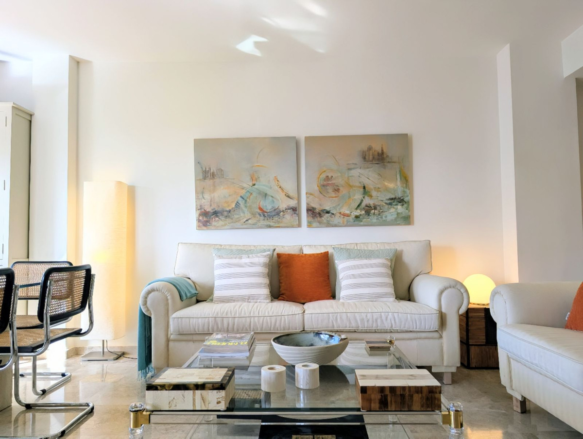 4 Bed Apartment for sale in San Pedro De Alcántara Costa Del Sol, Málaga, Spain