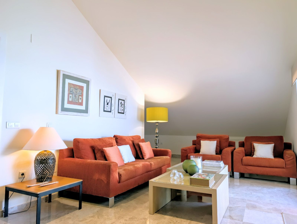 4 Bed Apartment for sale in San Pedro De Alcántara Costa Del Sol, Málaga, Spain