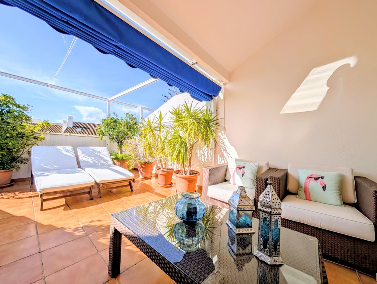 4 Bed Apartment for sale in San Pedro De Alcántara Costa Del Sol, Málaga, Spain