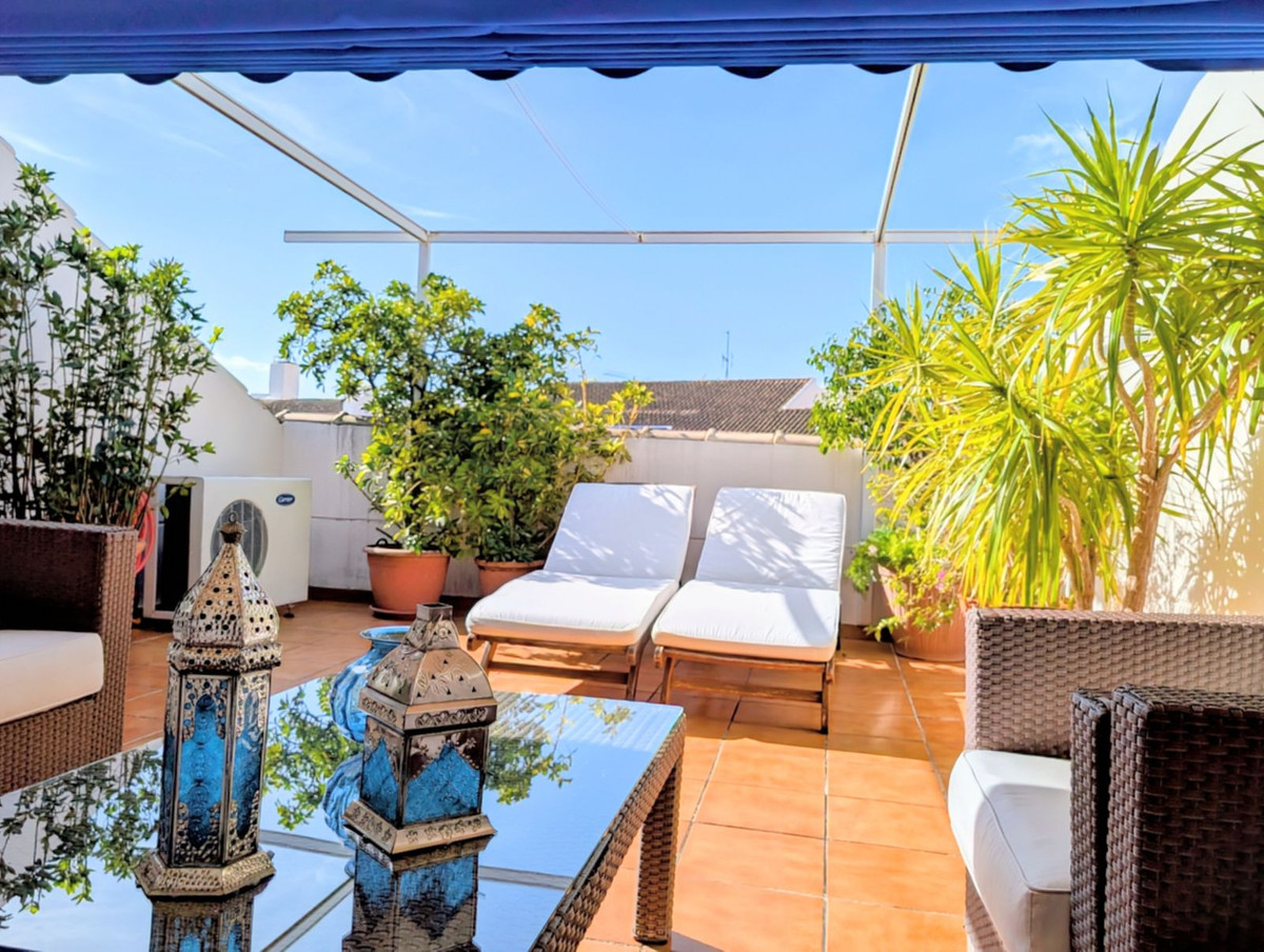 4 Bed Apartment for sale in San Pedro De Alcántara Costa Del Sol, Málaga, Spain