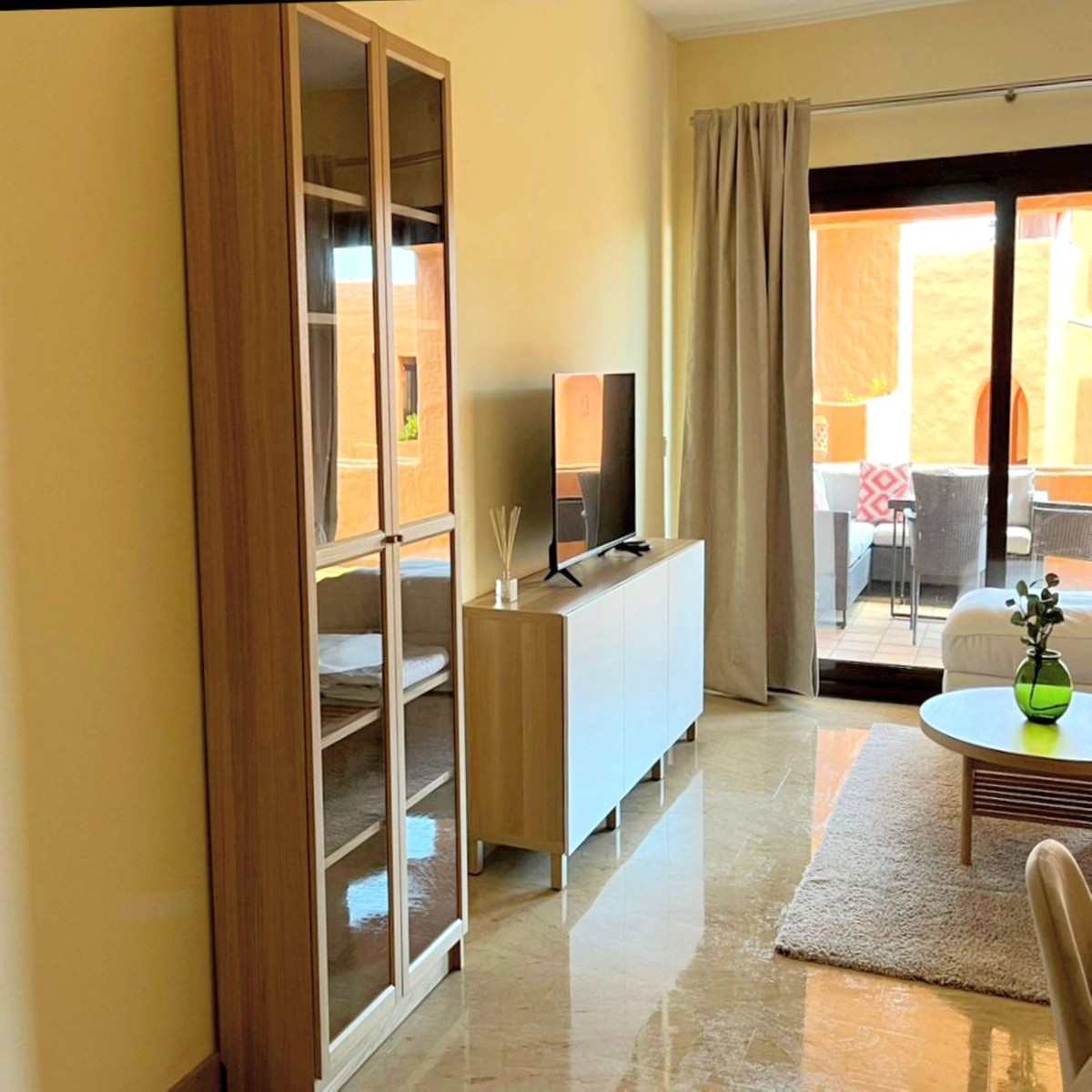 2 Bed Apartment for sale in La Duquesa Costa Del Sol, Málaga, Spain