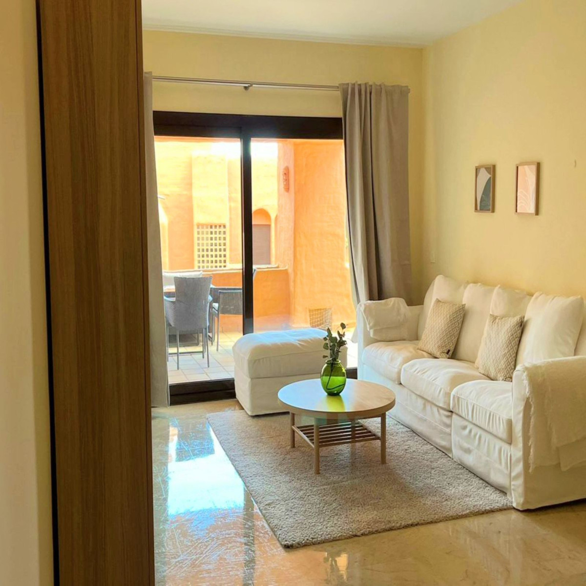 2 Bed Apartment for sale in La Duquesa Costa Del Sol, Málaga, Spain