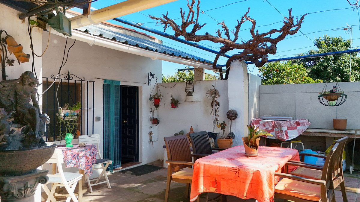Se vende Pareada de 5 dormitorios en Costa Del Sol, Málaga, España