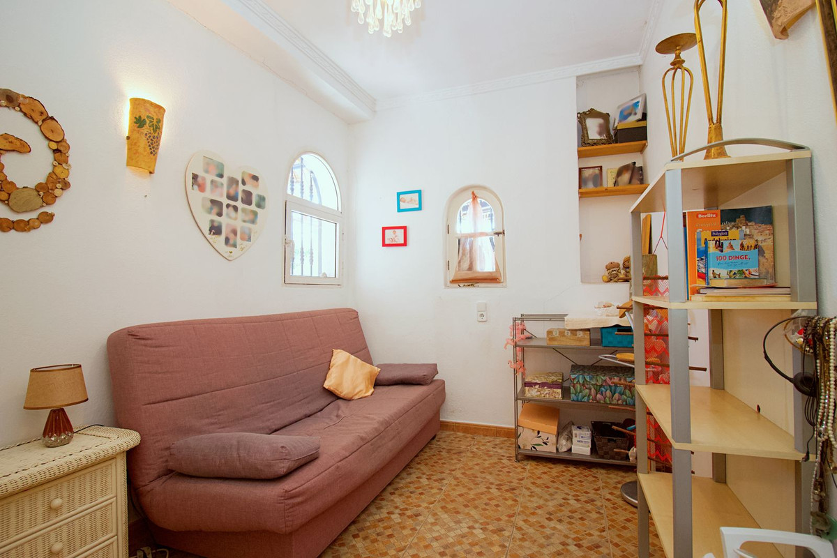 Se vende Pareada de 5 dormitorios en Costa Del Sol, Málaga, España