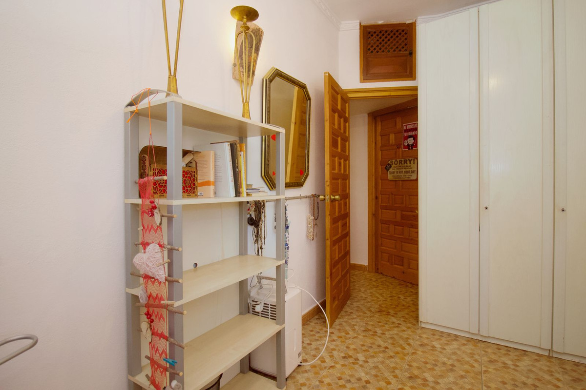 Se vende Pareada de 5 dormitorios en Costa Del Sol, Málaga, España