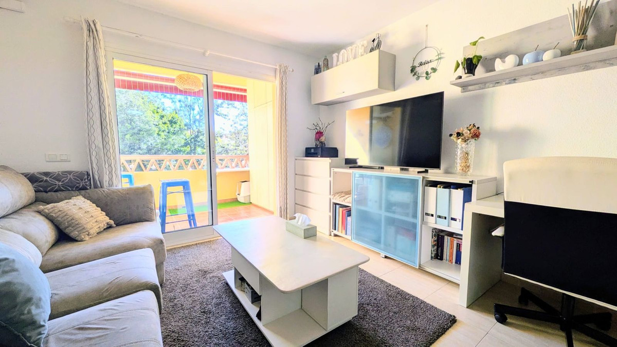 Se vende Apartamento Planta Media de 1 dormitorios en Costa Del Sol, Málaga, España