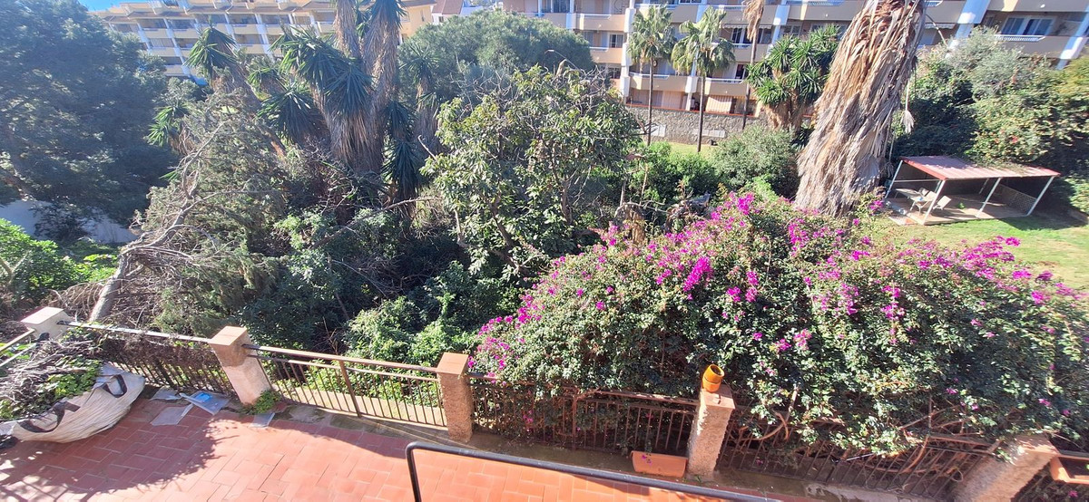 4 Bed Townhouse for sale in Torreblanca Costa Del Sol, Málaga, Spain