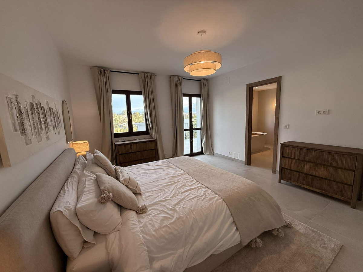 4 Bed Townhouse for sale in Estepona Costa Del Sol, Málaga, Spain