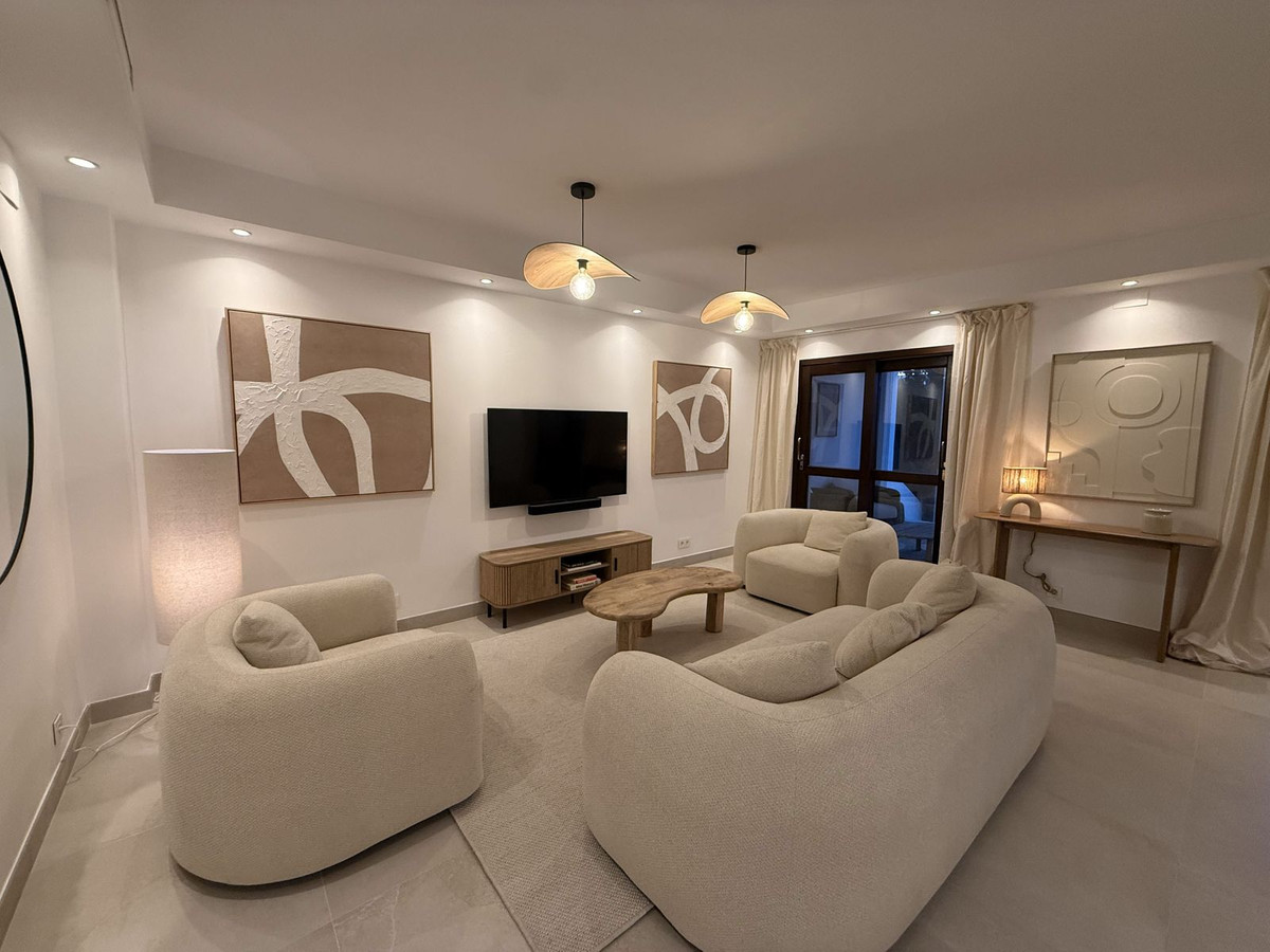 4 Bed Townhouse for sale in Estepona Costa Del Sol, Málaga, Spain