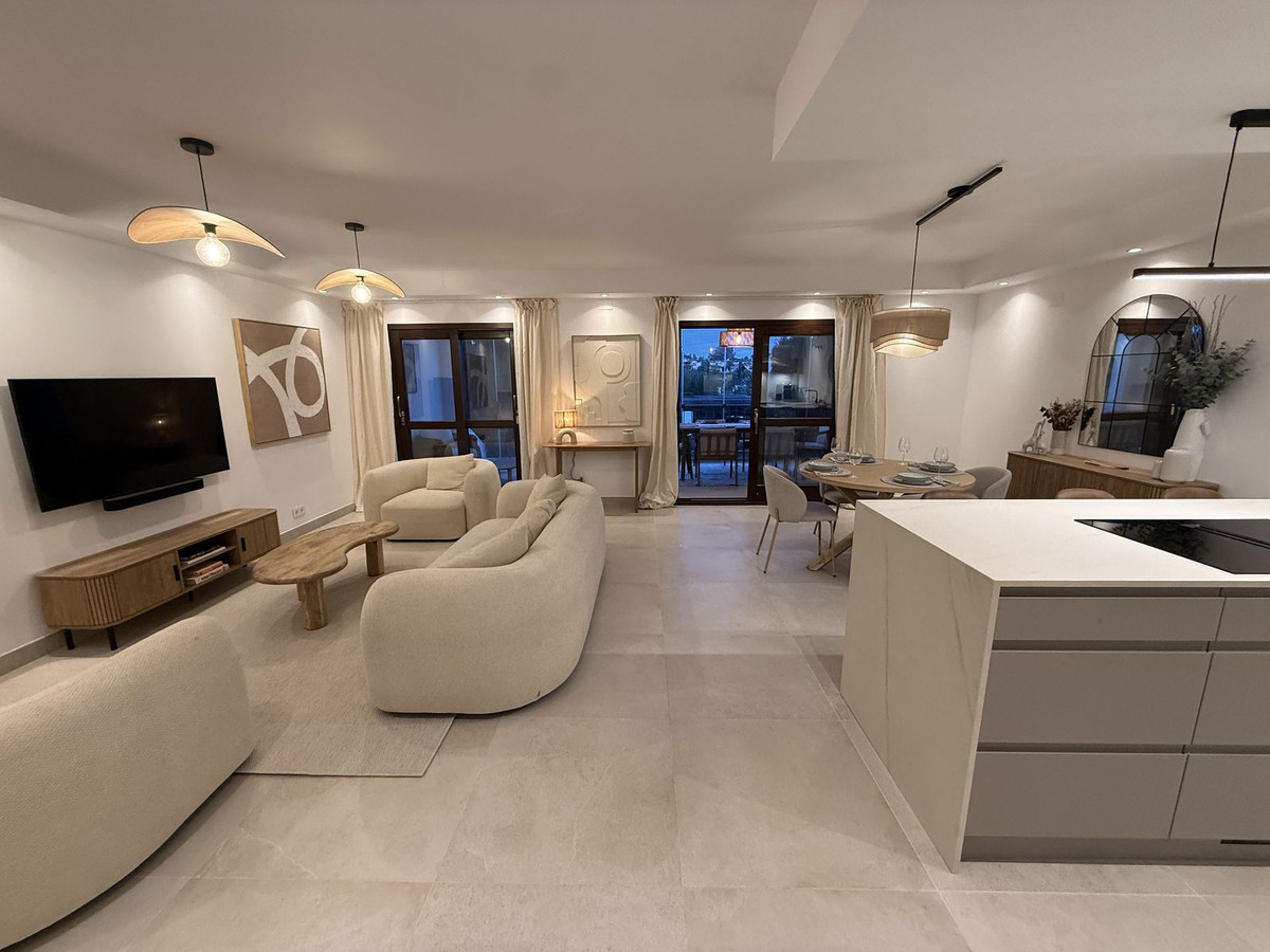 4 Bed Townhouse for sale in Estepona Costa Del Sol, Málaga, Spain