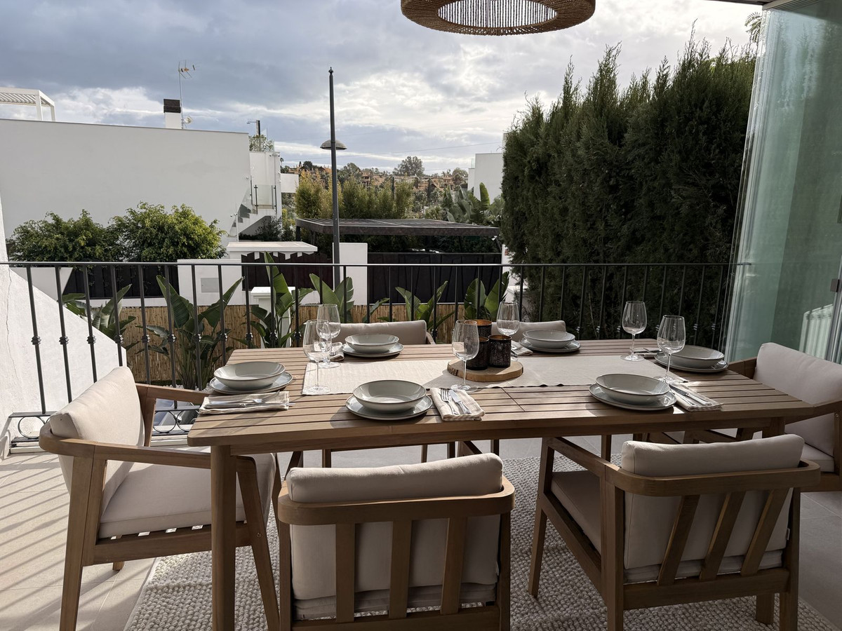 4 Bed Townhouse for sale in Estepona Costa Del Sol, Málaga, Spain