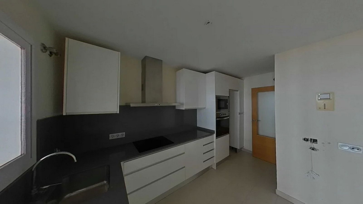 2 Bed Apartment for sale in Manilva Costa Del Sol, Málaga, Spain