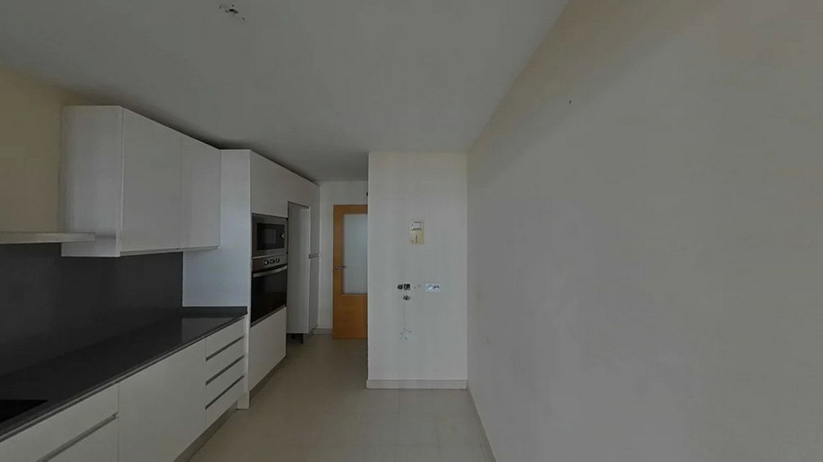 2 Bed Apartment for sale in Manilva Costa Del Sol, Málaga, Spain