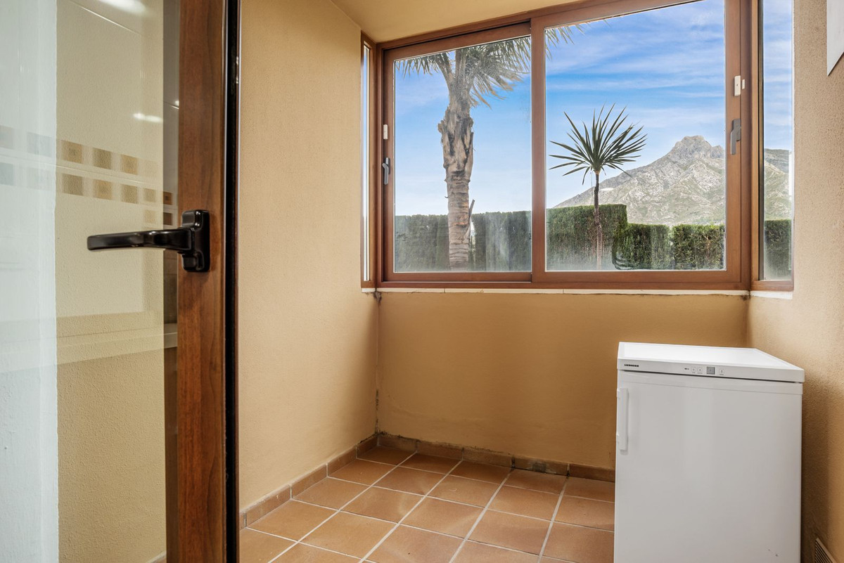 2 Bed Apartment for sale in The Golden Mile Costa Del Sol, Málaga, Spain