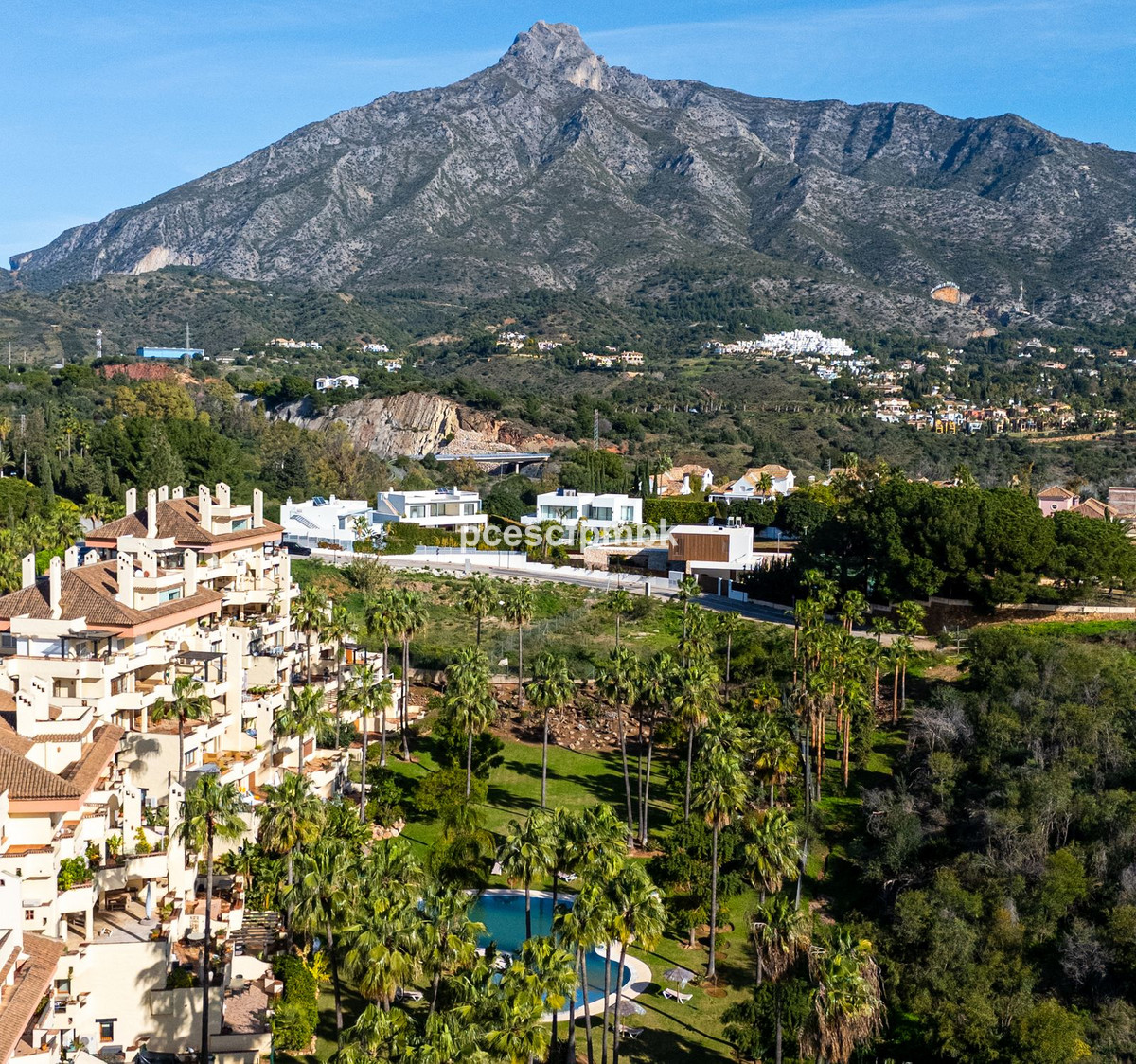 Se vende Apartamento Planta Media de 3 dormitorios en Costa Del Sol, Málaga, España