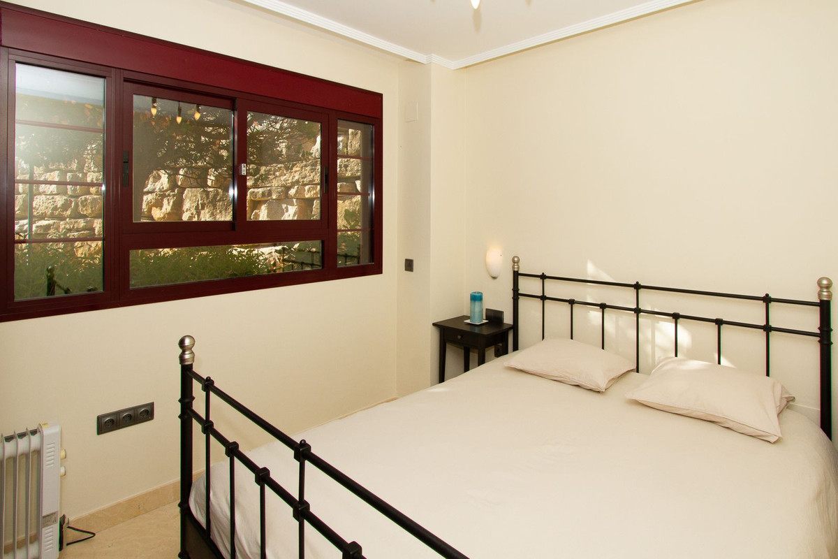 Se vende Apartamento Planta Baja de 2 dormitorios en Costa Del Sol, Málaga, España