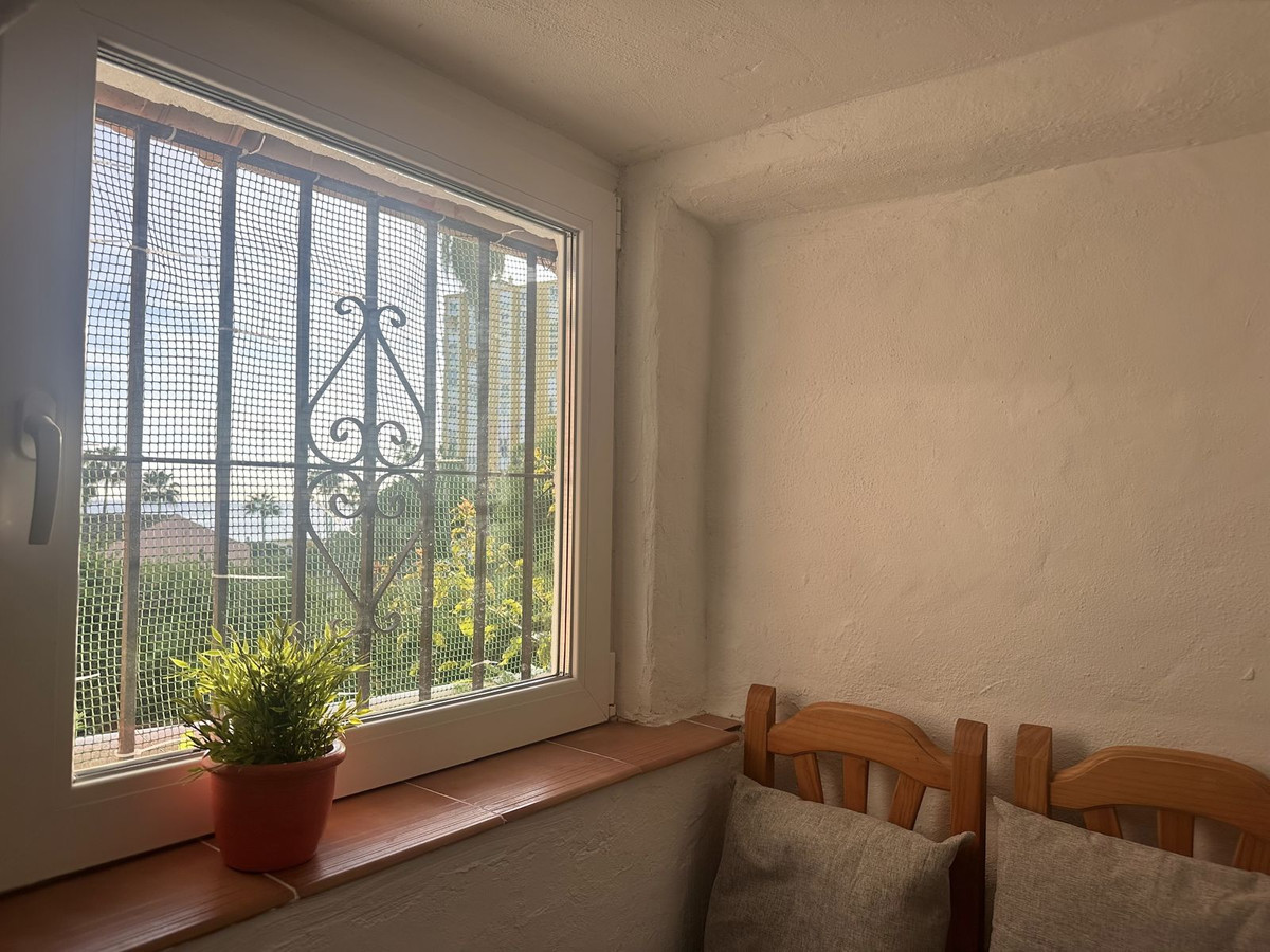 2 Bed Apartment for sale in Calahonda Costa Del Sol, Málaga, Spain