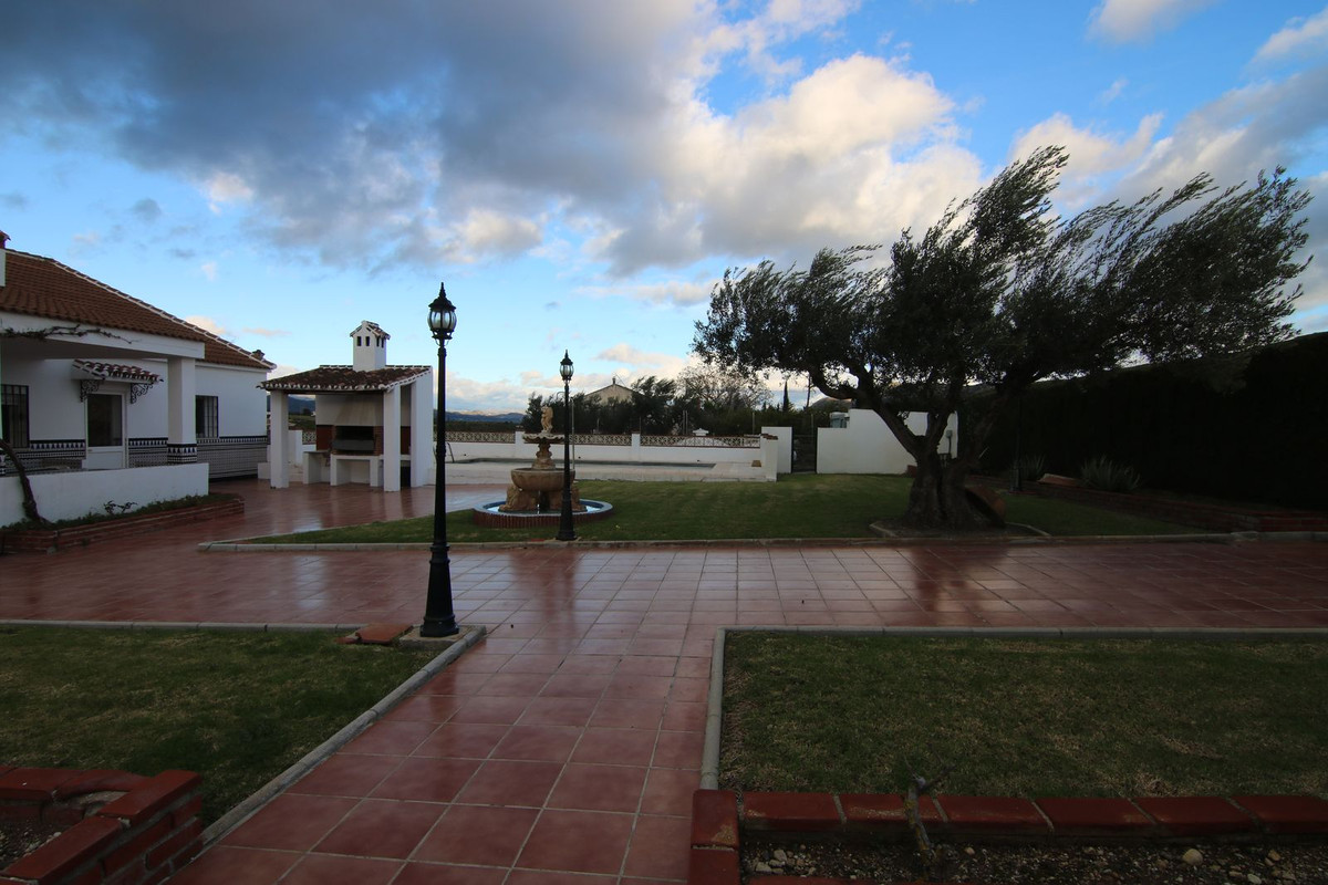 3 Bed Townhouse for sale in Alhaurín El Grande Costa Del Sol, Málaga, Spain