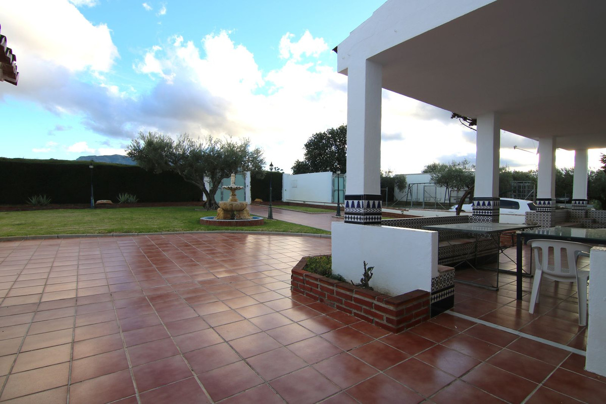 3 Bed Townhouse for sale in Alhaurín El Grande Costa Del Sol, Málaga, Spain