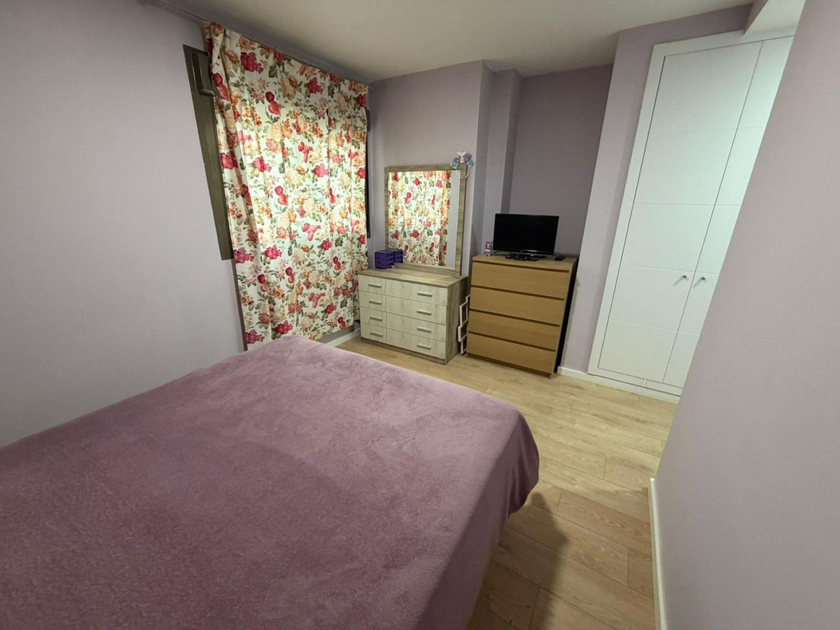 Se vende Apartamento Planta Media de 2 dormitorios en Costa Del Sol, Málaga, España